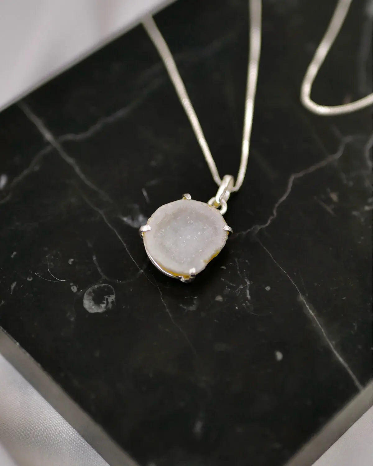 Agate necklace silver 01 CharityGoodz