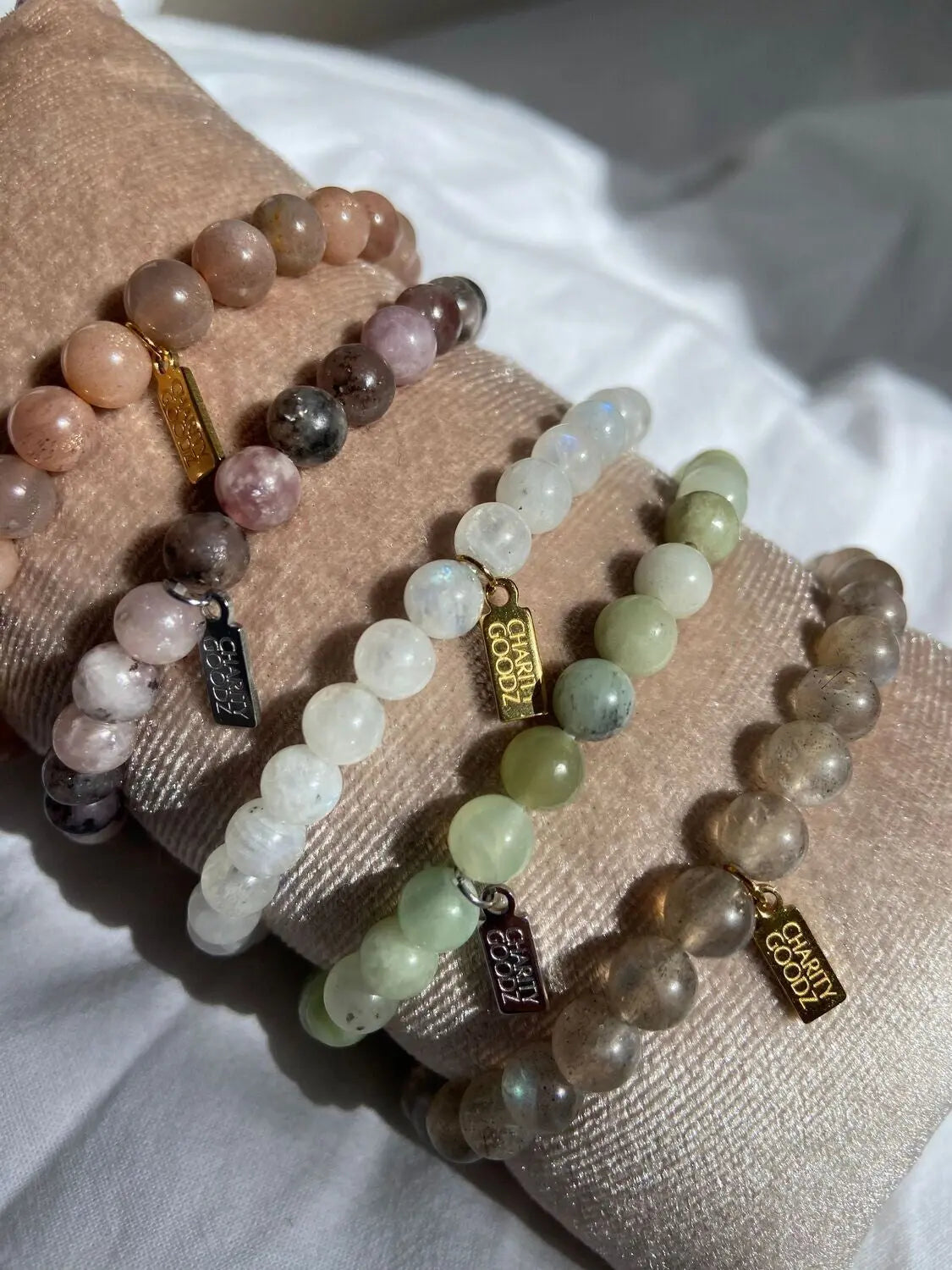 Ball bracelet Moonstone CharityGoodz
