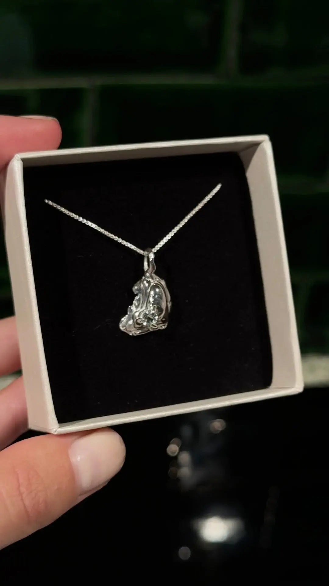Oyster necklace silver 02 CharityGoodz