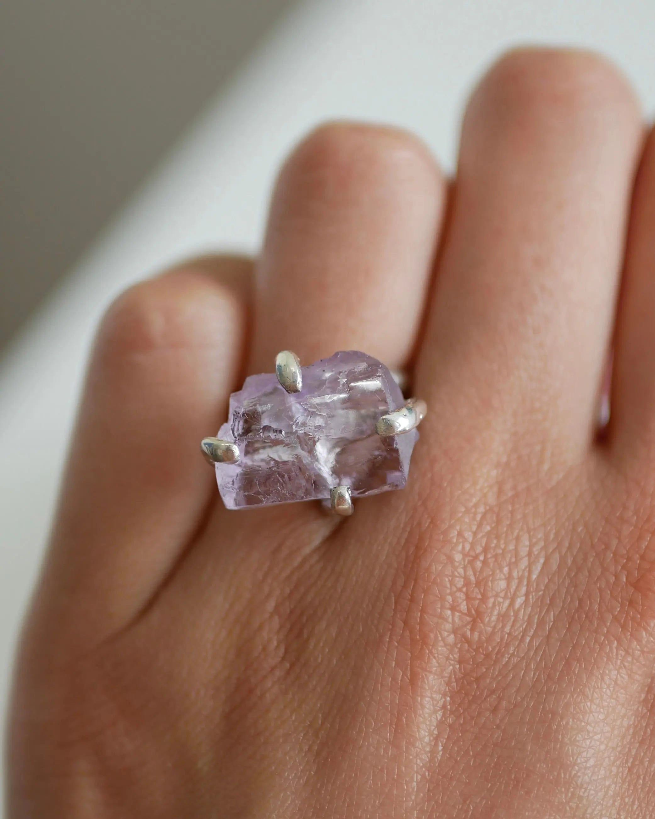 Chuncky Amethist ring silver CharityGoodz