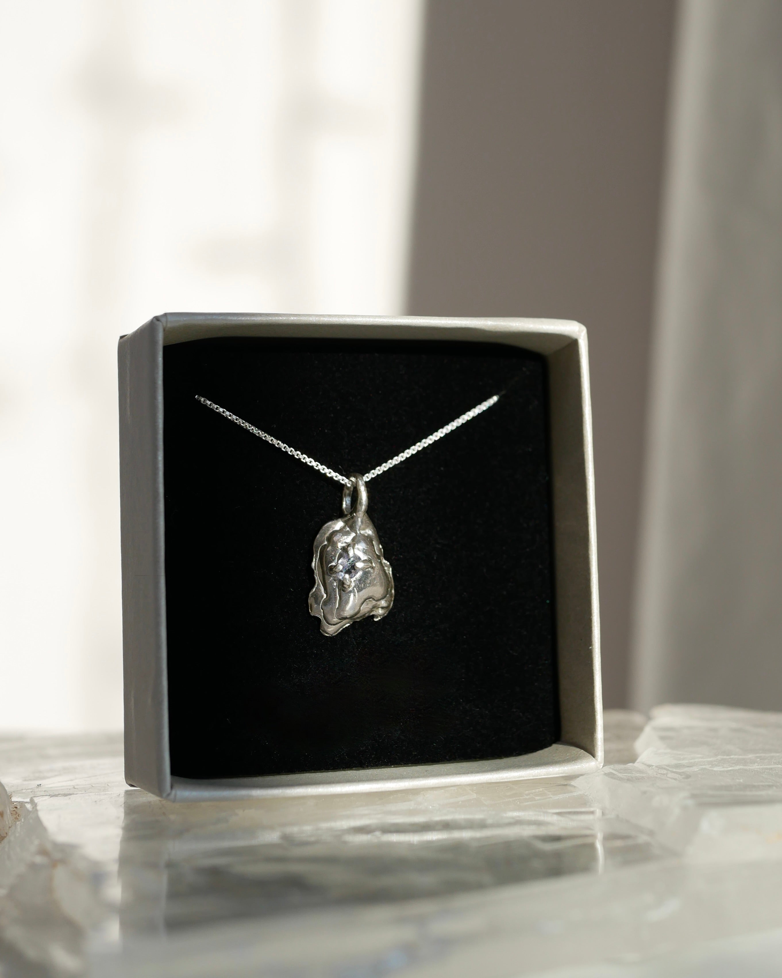 Oyster necklace silver 01