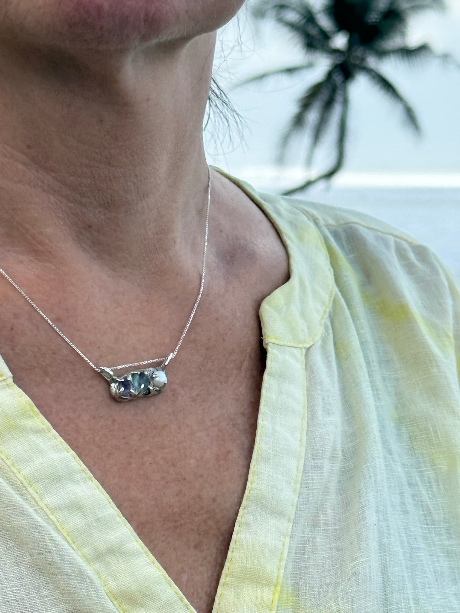 3 stone bag necklace